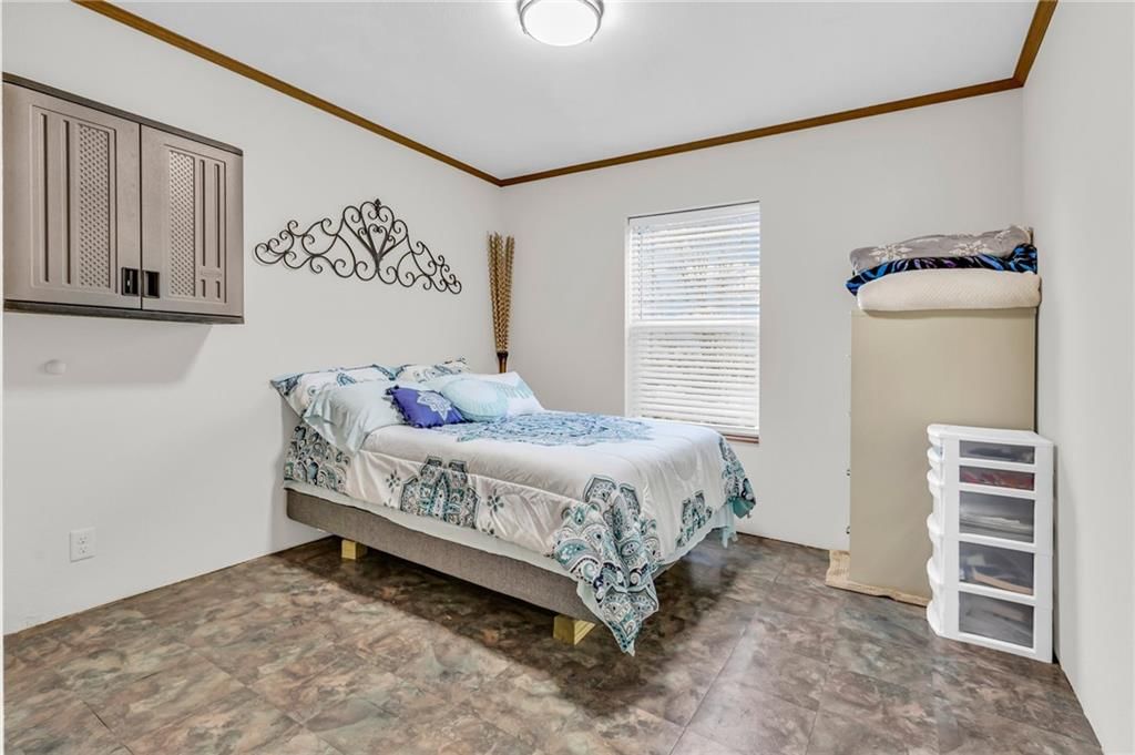 17623 Kansas Avenue — photo 14