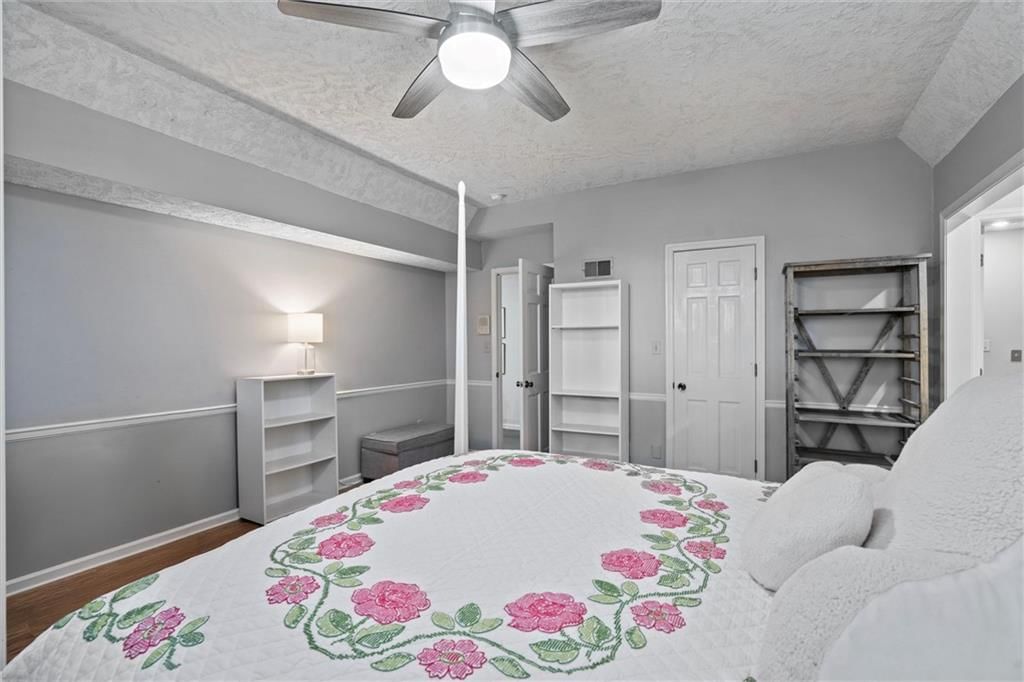 10303 Howe Lane — photo 34