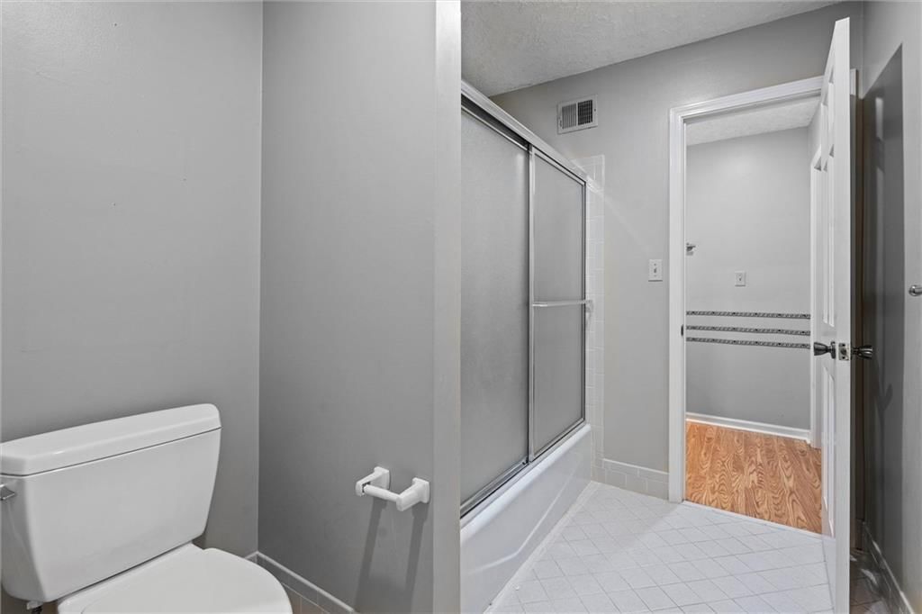 10303 Howe Lane — photo 36