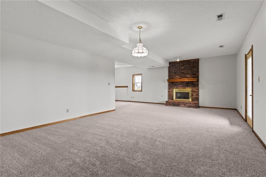 718 Sandpiper Street — photo 24