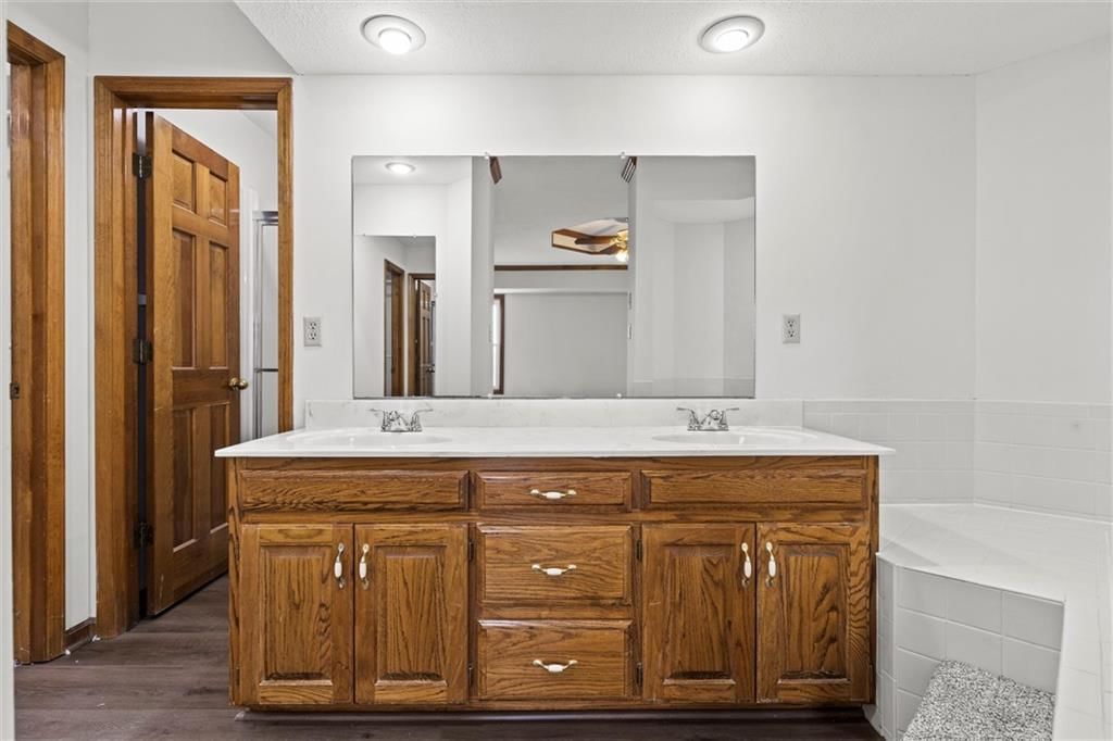 718 Sandpiper Street — photo 28