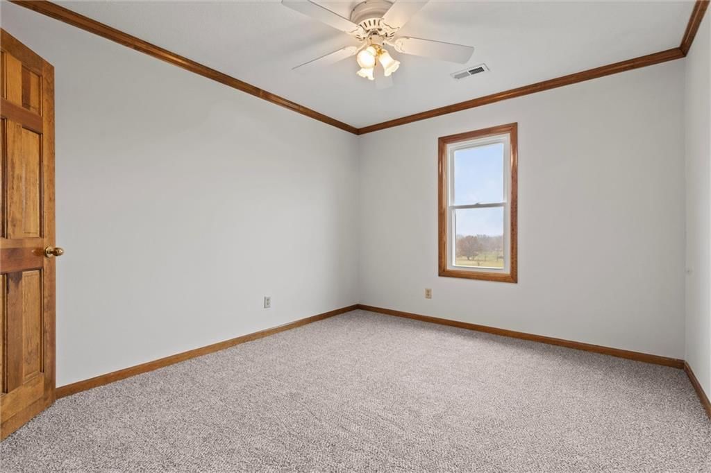 718 Sandpiper Street — photo 32
