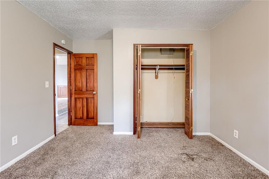 6721 Winchester Avenue — photo 19