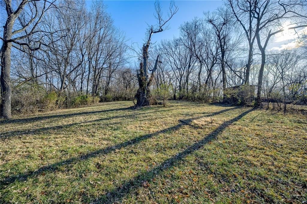6721 Winchester Avenue — photo 25