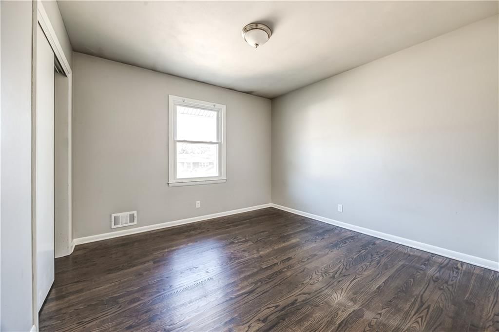 4226 S Stayton Avenue — photo 17
