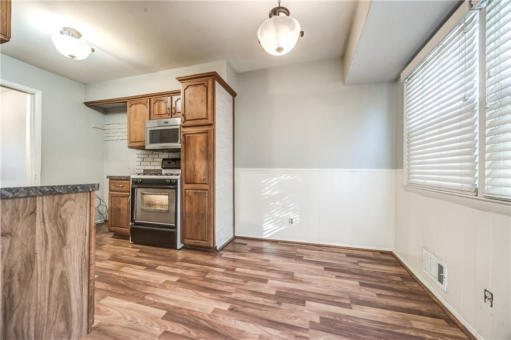 4226 S Stayton Avenue — photo 9