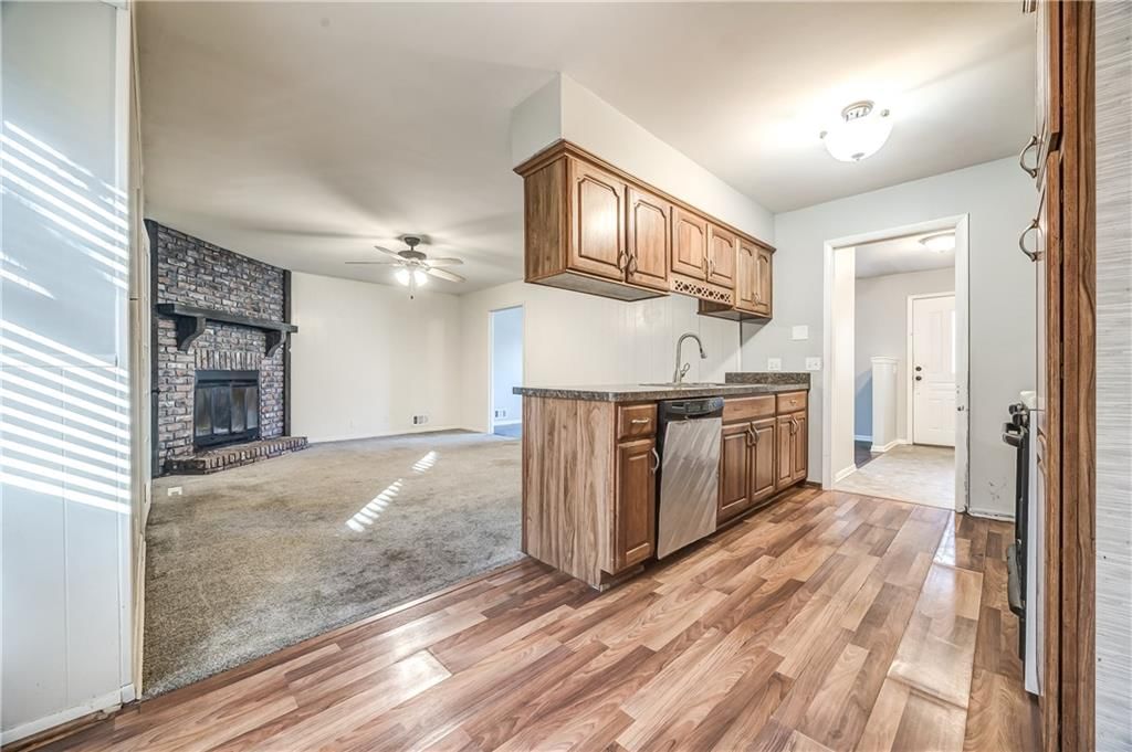 4226 S Stayton Avenue — photo 10