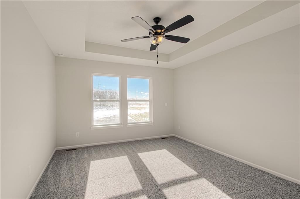 11806 N Bellaire Avenue — photo 12