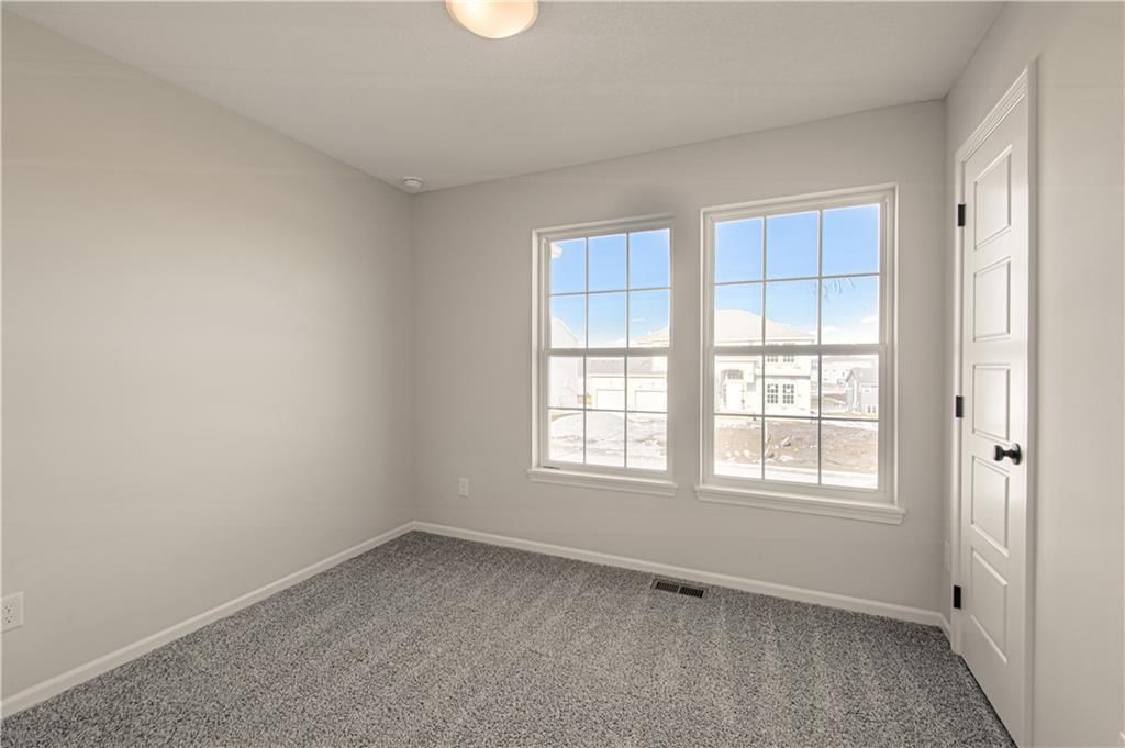 11806 N Bellaire Avenue — photo 18
