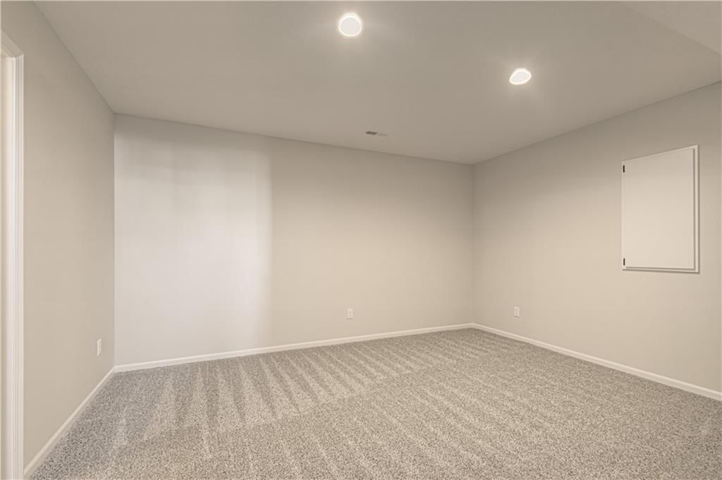 11806 N Bellaire Avenue — photo 26
