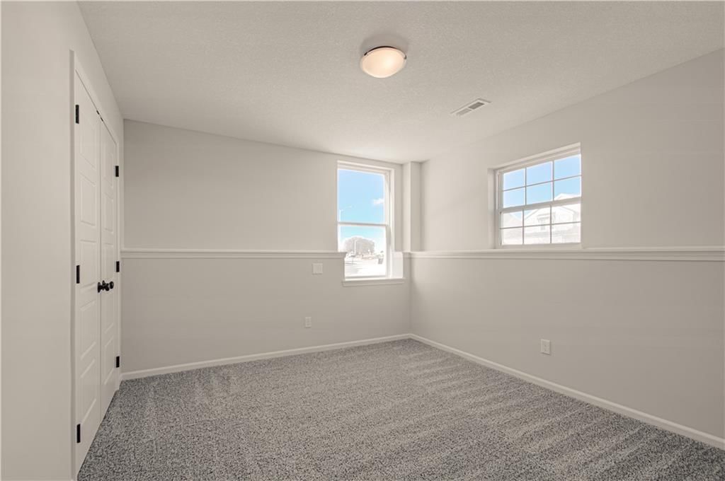 11806 N Bellaire Avenue — photo 29