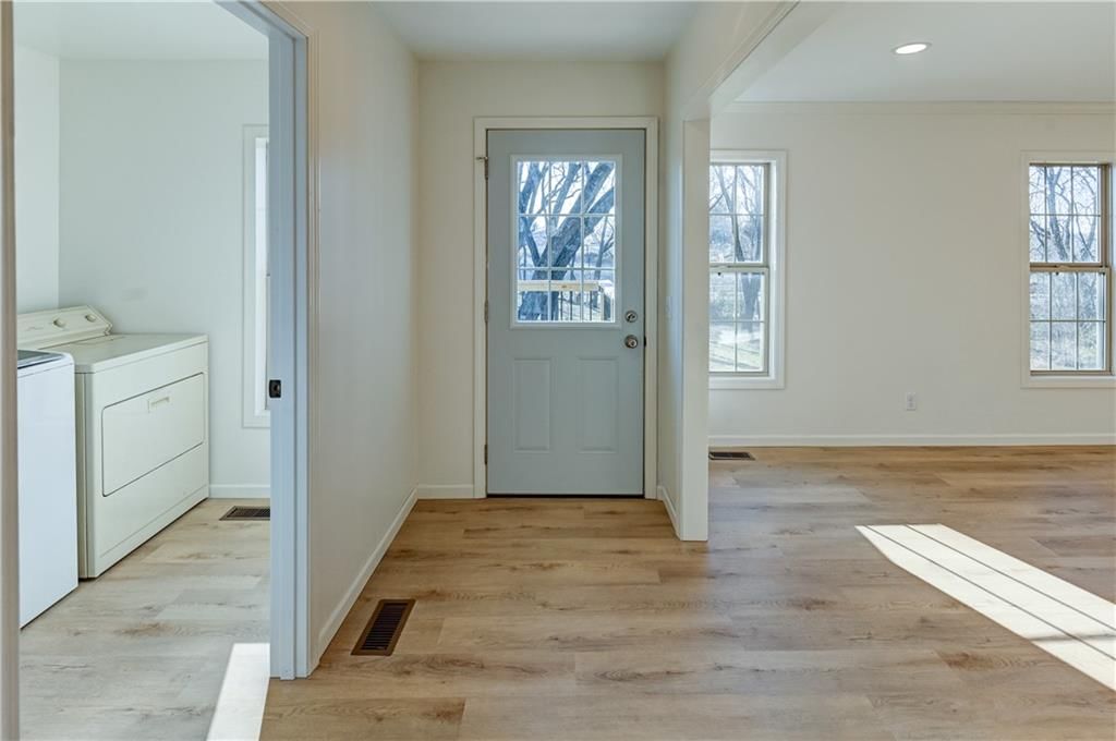 3202 Scott Street — photo 11
