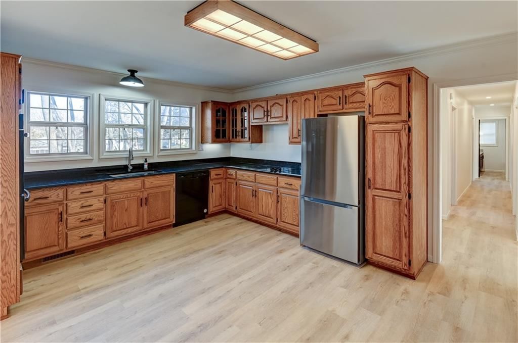 3202 Scott Street — photo 17