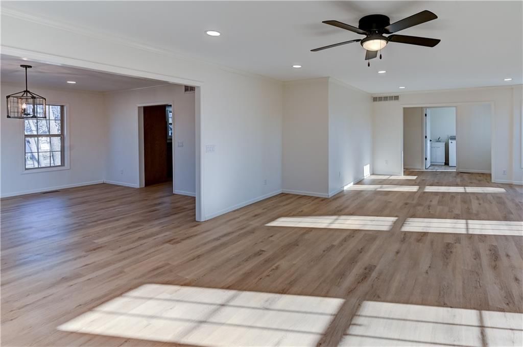 3202 Scott Street — photo 4