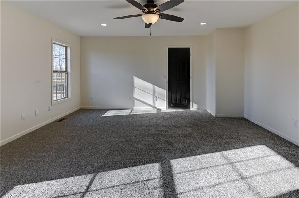 3202 Scott Street — photo 38
