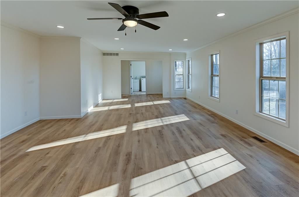 3202 Scott Street — photo 7