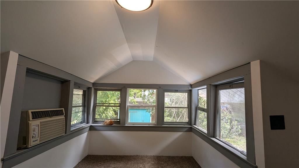 217 S HOME Avenue — photo 31