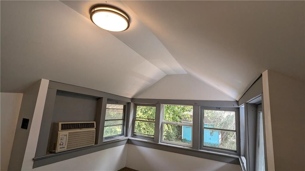 217 S HOME Avenue — photo 32