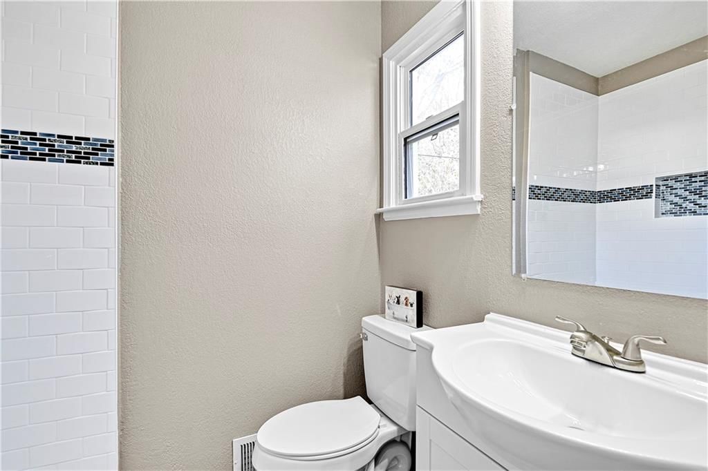 11222 E 48TH Street — photo 16