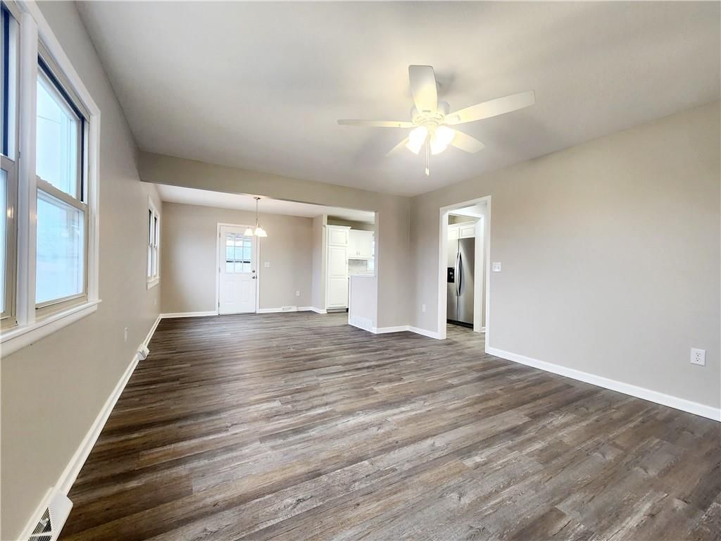 823 N Holden Street — photo 6