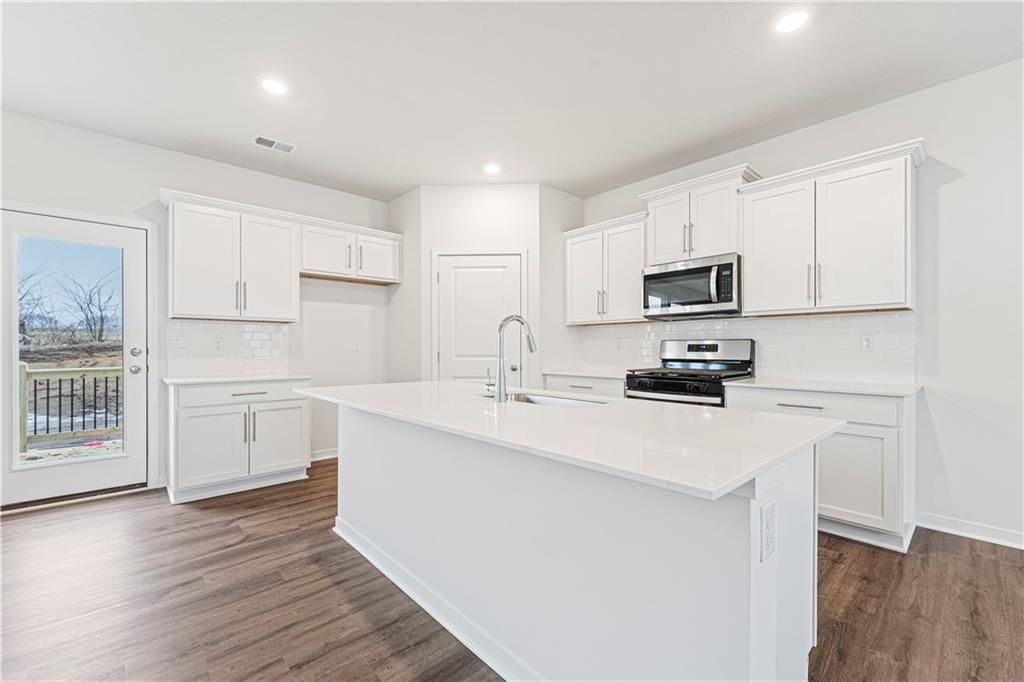 4810 NW 141st Street — photo 23