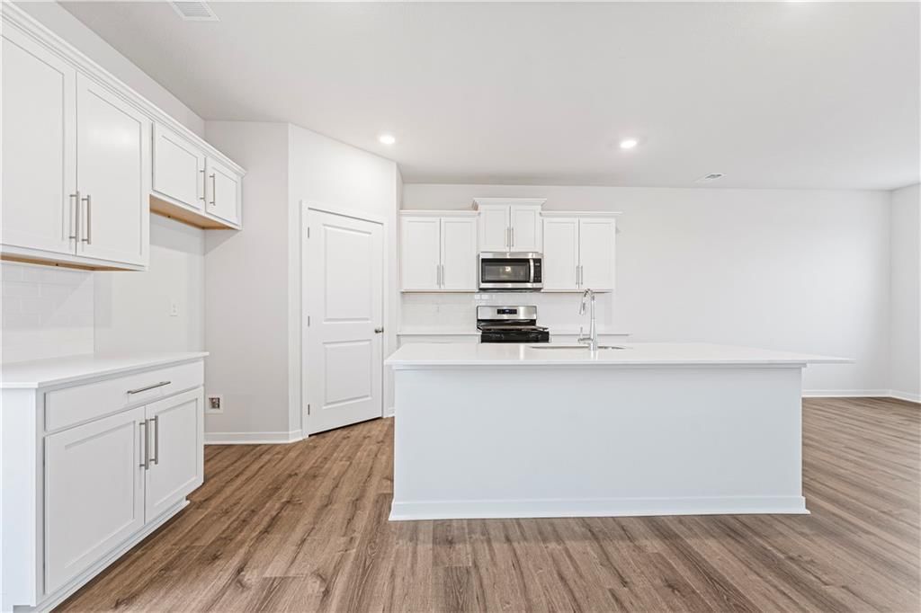 4810 NW 141st Street — photo 24