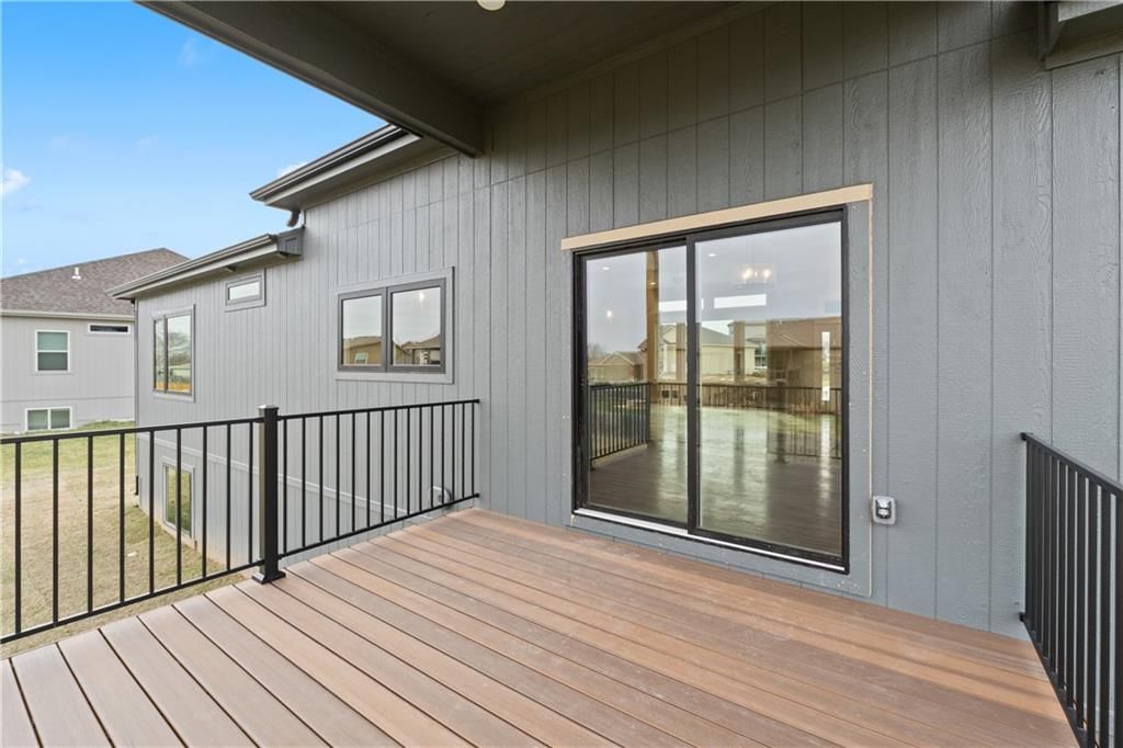 808 W Rader Street — photo 41