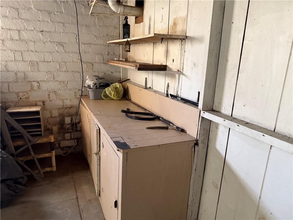 712 Washington Street — photo 16