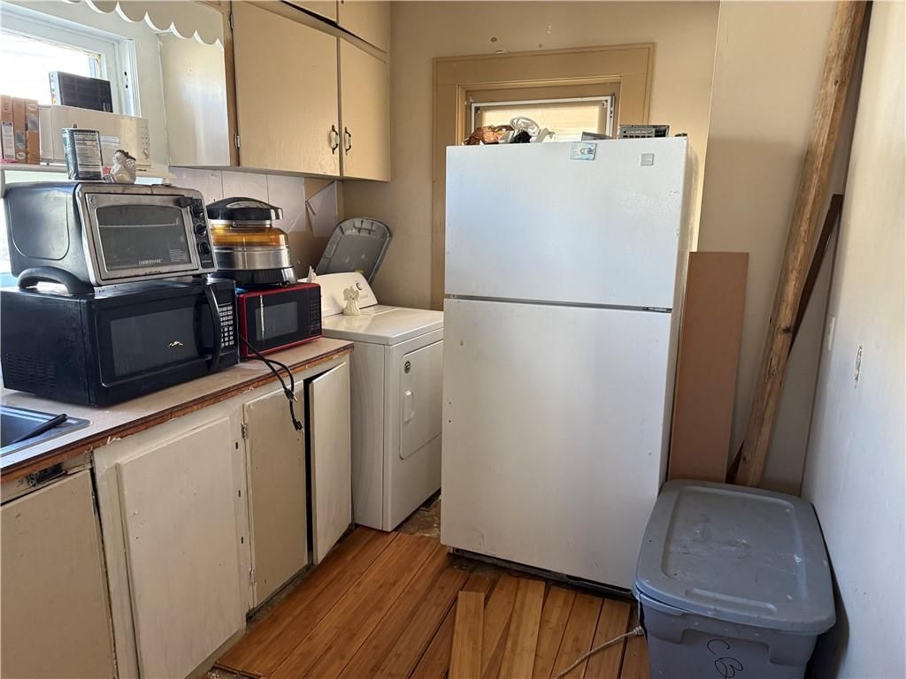 712 Washington Street — photo 7