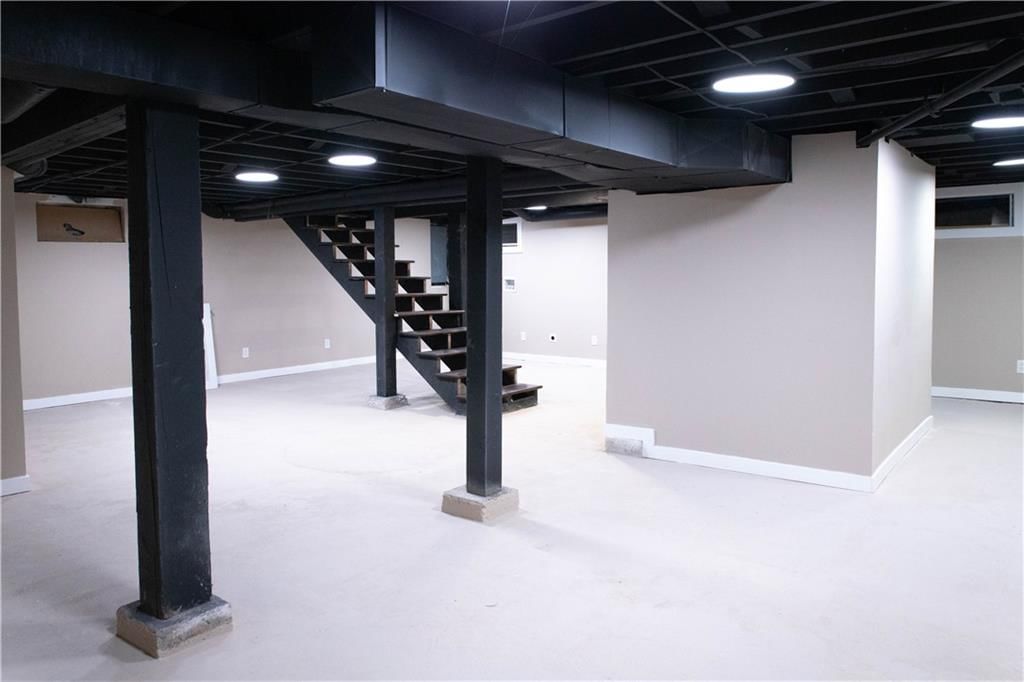 902 S Ellsworth Avenue — photo 20