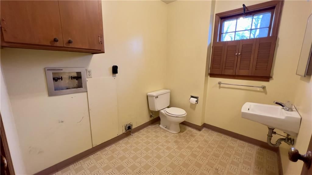316 W 115th Street — photo 16