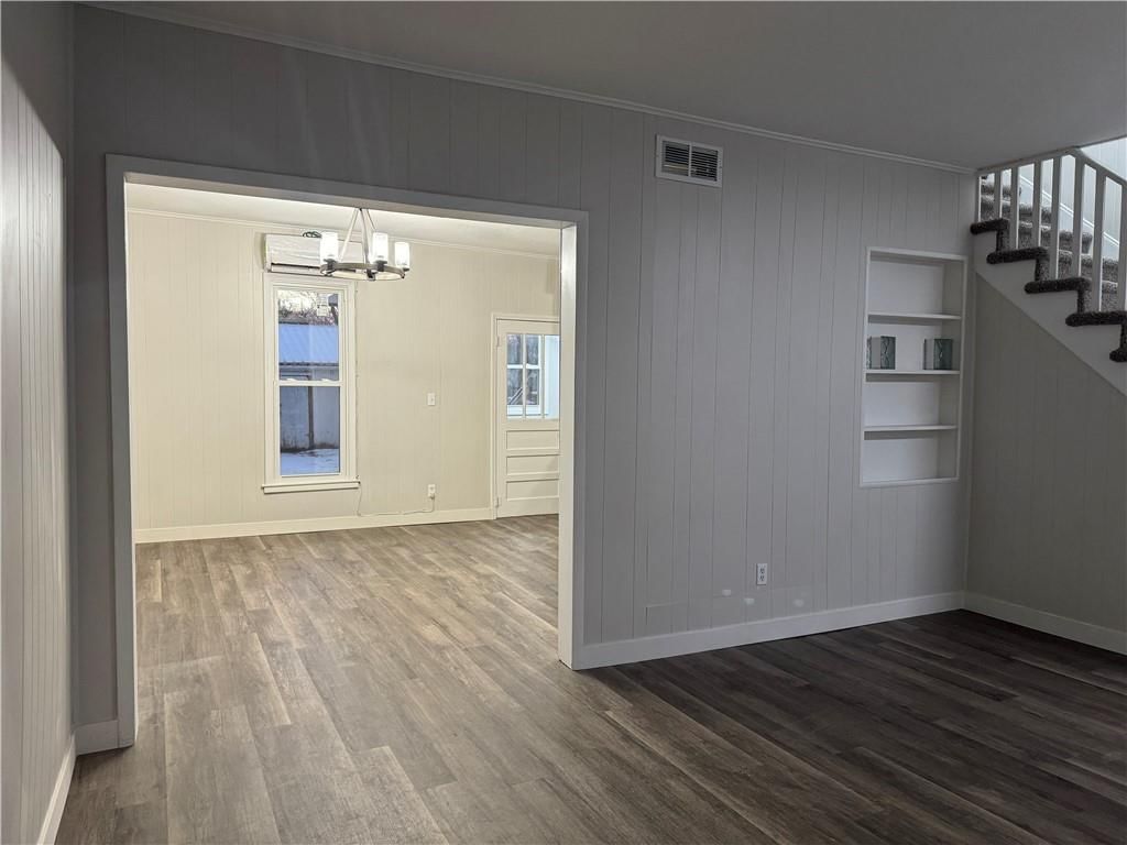 1114 S Main Street — photo 14