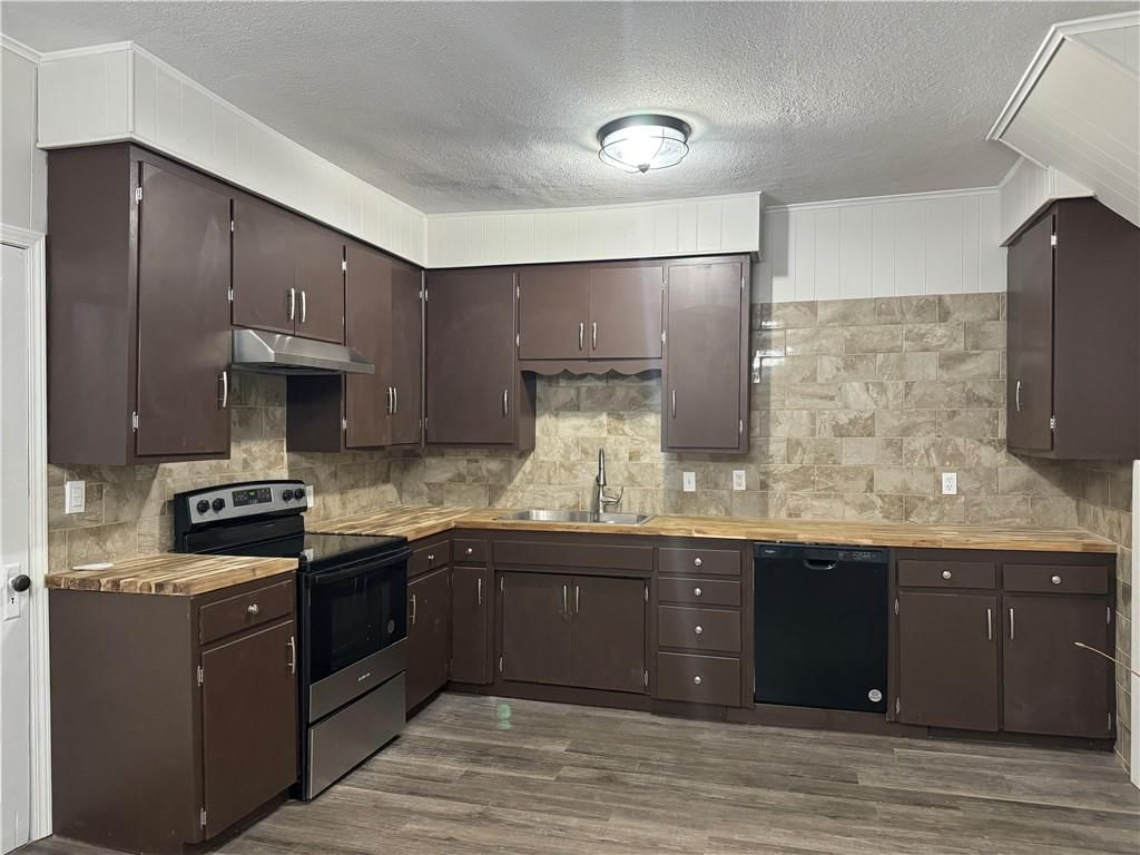 1114 S Main Street — photo 17