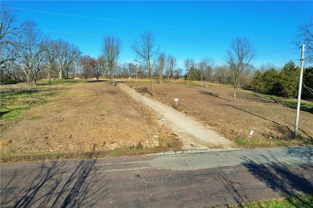 32251 Bluhm Road — photo 3