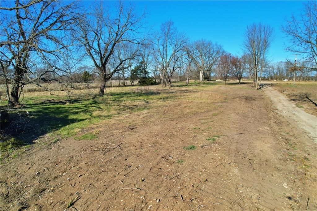 32251 Bluhm Road — photo 8