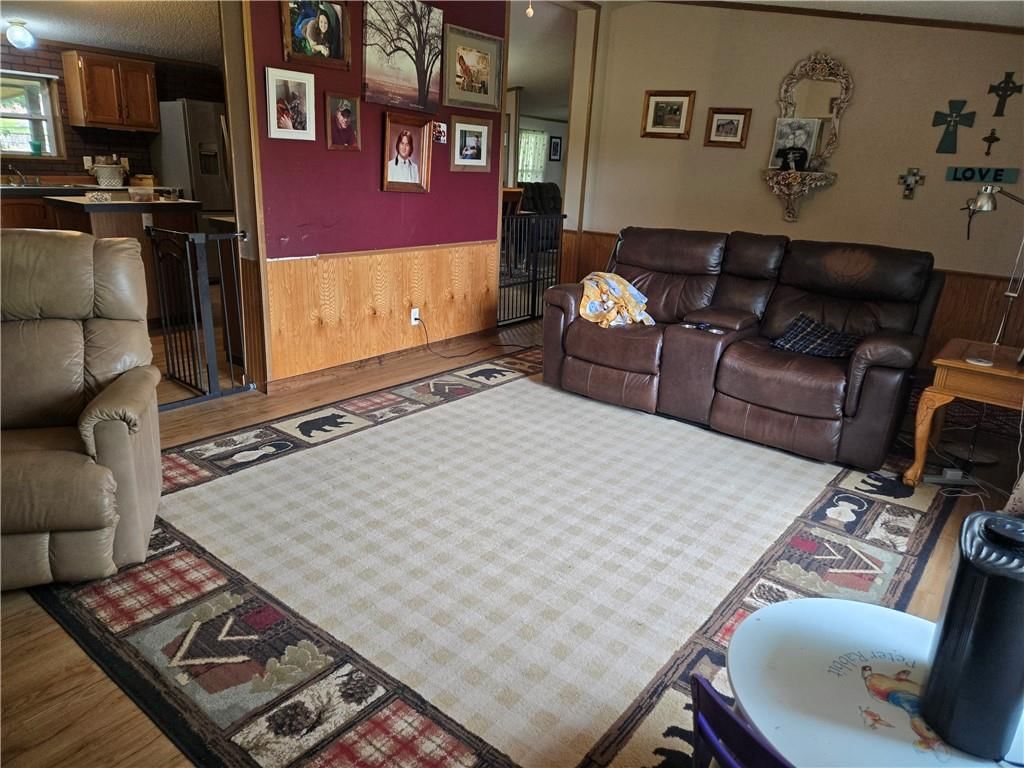 423 Elm Street — photo 18