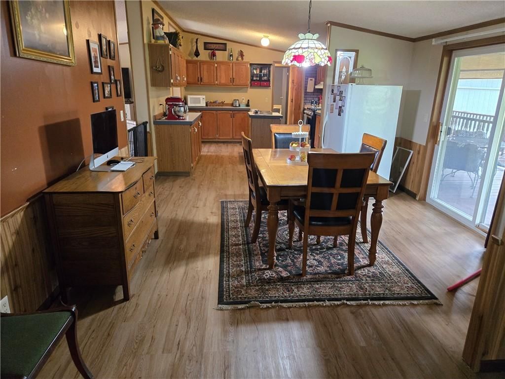 423 Elm Street — photo 23