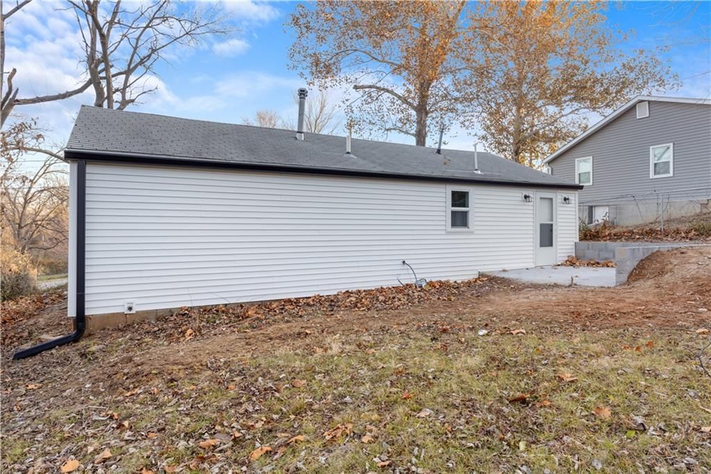 5218 NE Barnes Avenue — photo 13