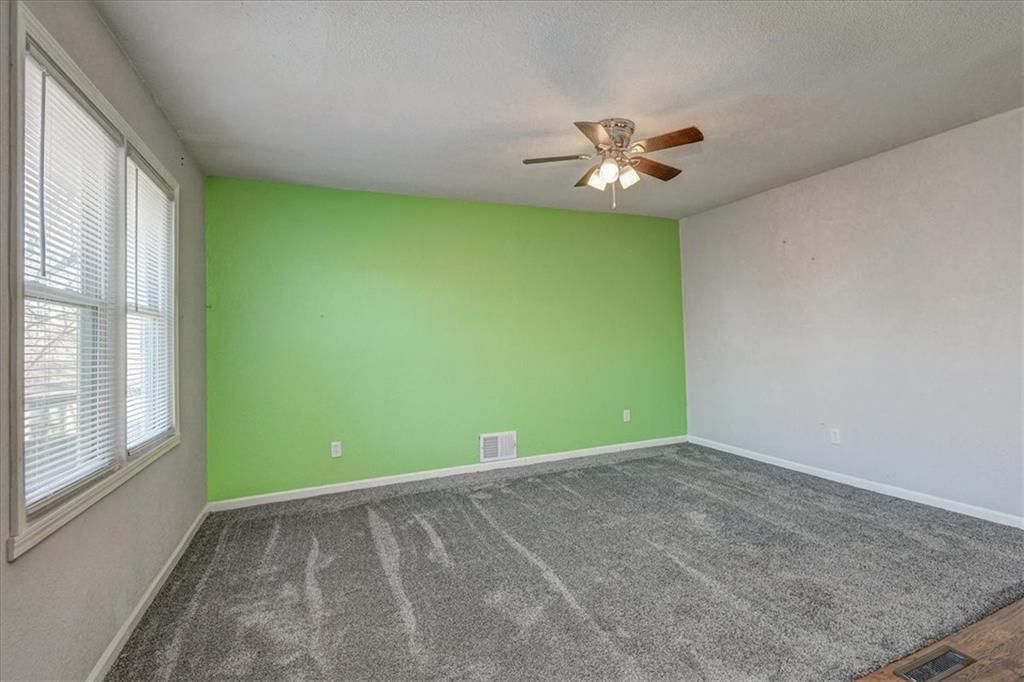 802 NE Fairway Homes Court — photo 23
