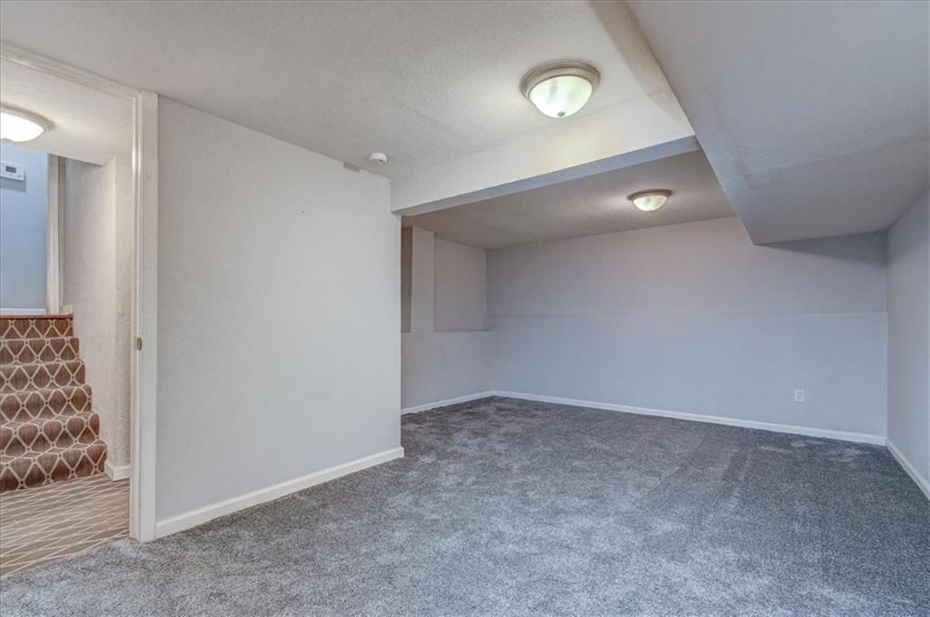 802 NE Fairway Homes Court — photo 25