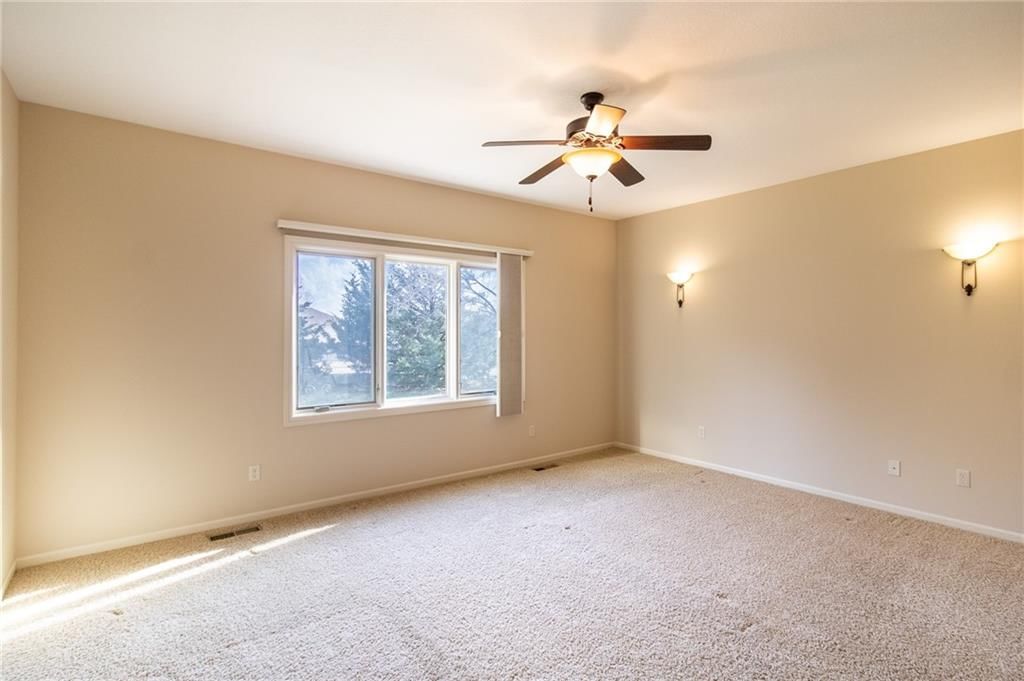 876 Coving Drive — photo 15