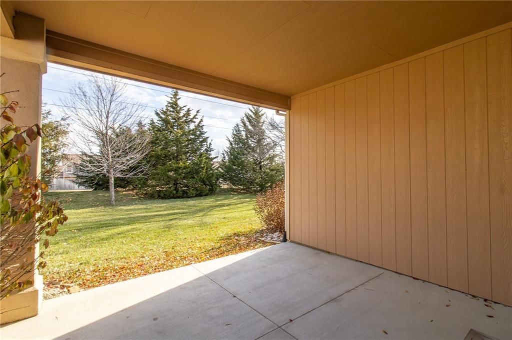 876 Coving Drive — photo 25