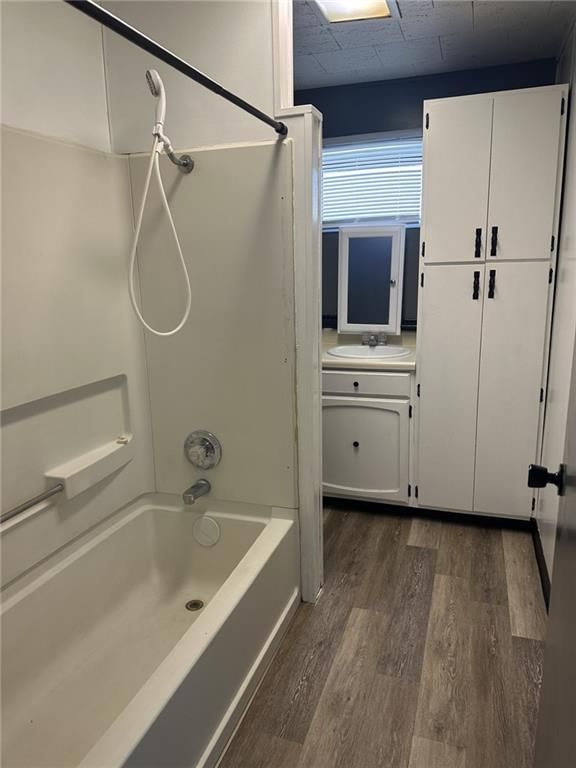 602 Jules Street — photo 4