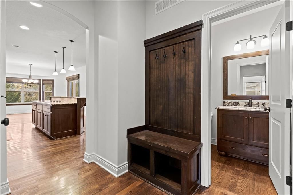 9216 N Evanston Avenue — photo 11