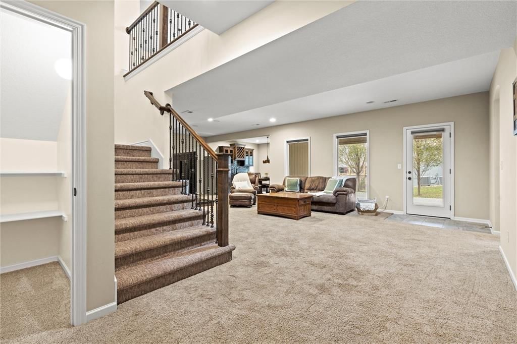 9216 N Evanston Avenue — photo 31