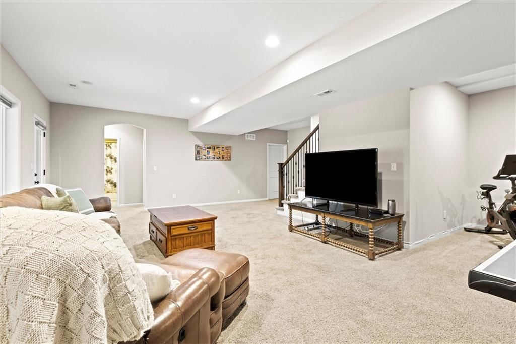 9216 N Evanston Avenue — photo 36