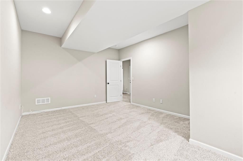 9216 N Evanston Avenue — photo 41