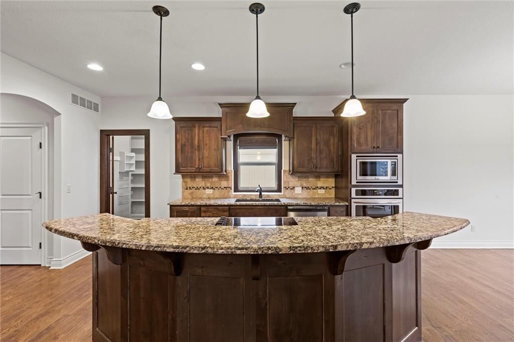9216 N Evanston Avenue — photo 42
