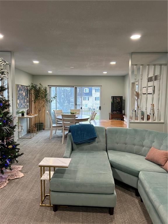 8515 Greenbrier Drive — photo 15