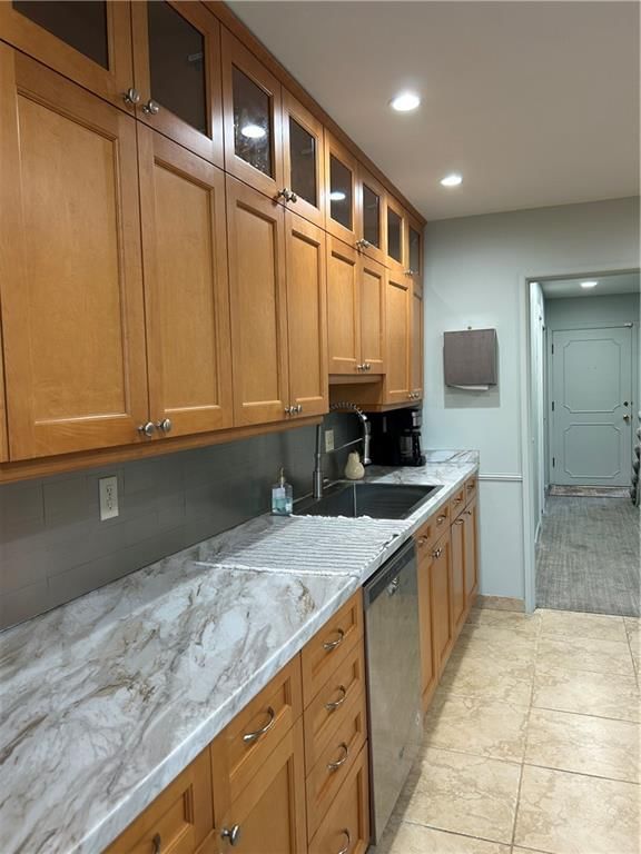 8515 Greenbrier Drive — photo 5